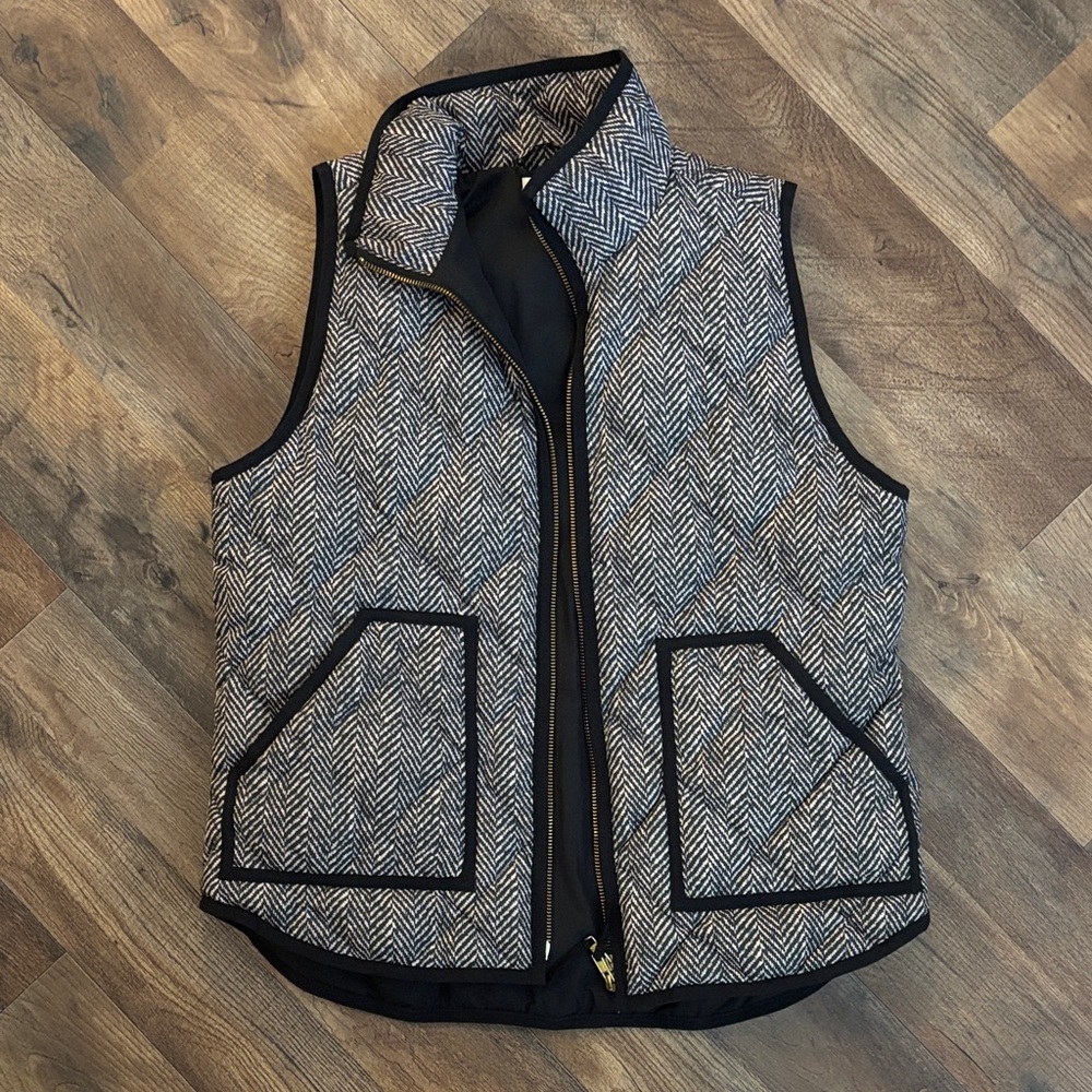 Women’s J Crew Herringbone Vest - Black and White